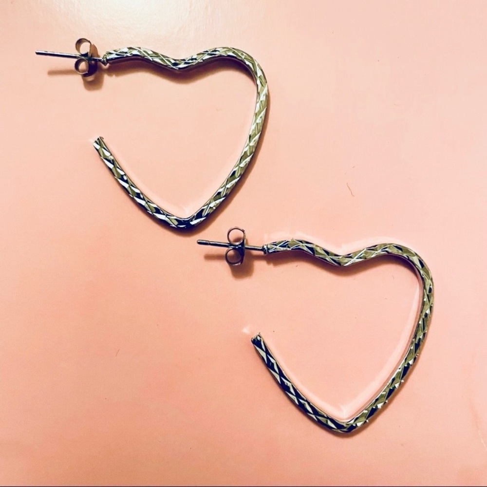 Silver Heart Hoop Small Earrings NEW